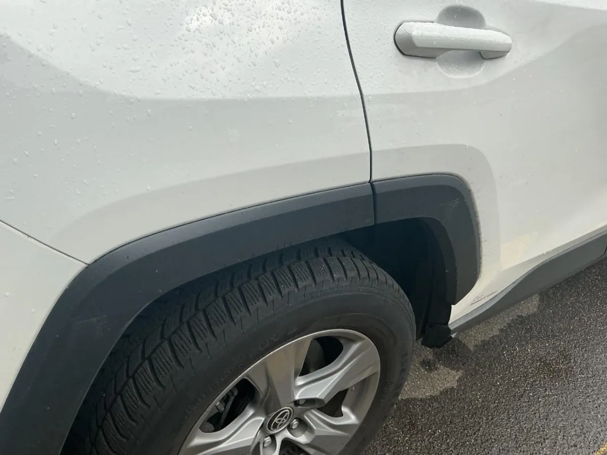 Toyota RAV4 RAV4 2.5 HSD Comfort 2.5, 177 PS — zdjęcie 12