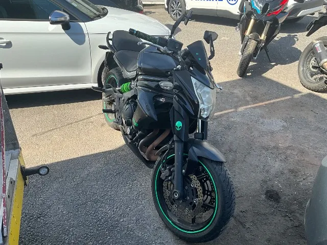 Kawasaki ER-6n ABS 0.6, 72 PS — zdjęcie 5
