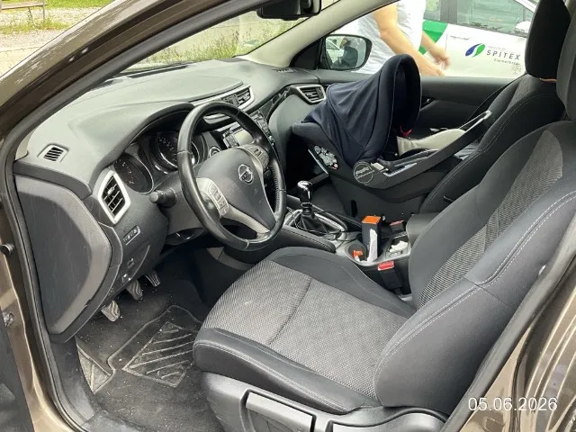 Nissan Qashqai 1.6 DIG-T, 163 PS — zdjęcie 10