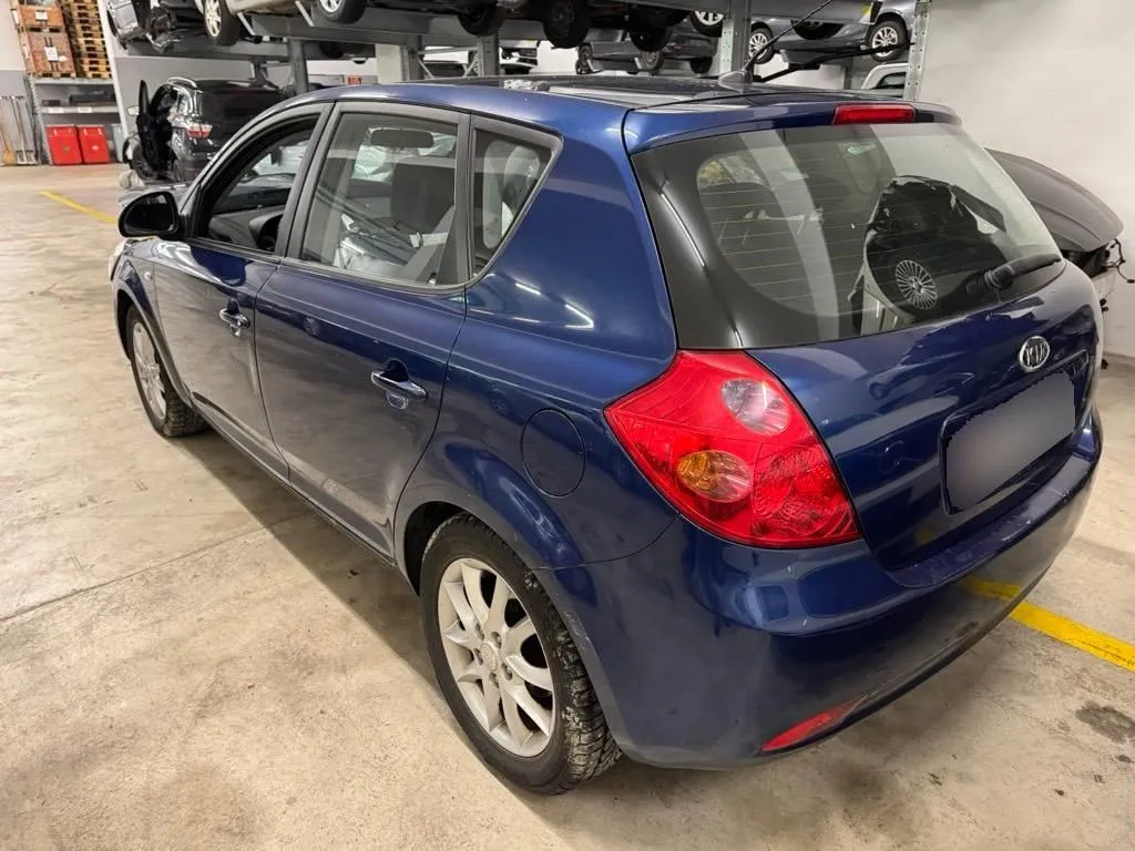 Kia Cee´d Trend, 122 PS — zdjęcie 1