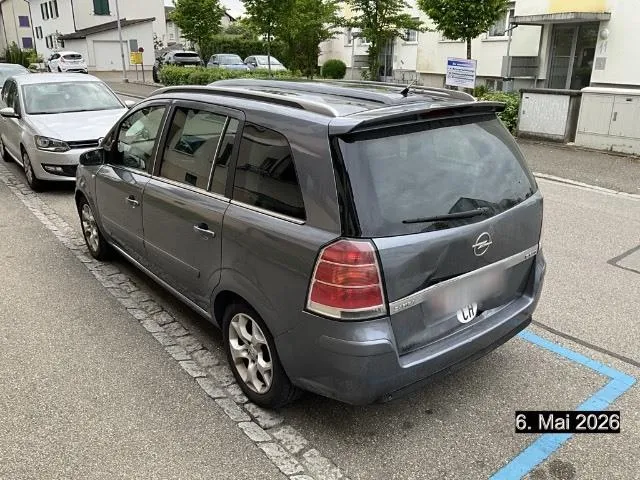 Opel Zafira B 1.9 CDTI Cosmo Automatic 1.9, 120 PS — zdjęcie 3