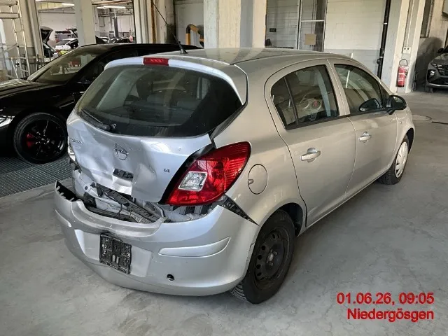 Opel Corsa D 1.4 TP Enjoy 1.4, 90 PS — zdjęcie 2