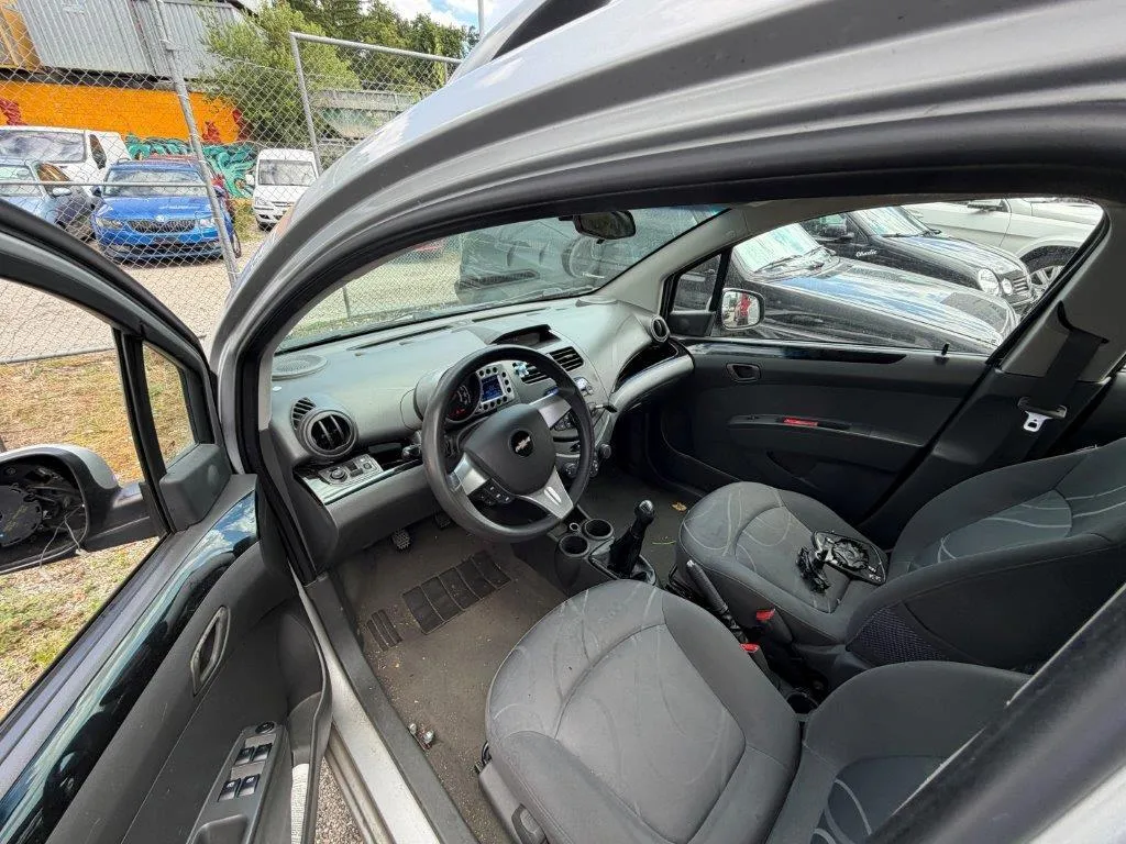 Chevrolet Spark 1.0 16V LS 1.0, 68 PS — zdjęcie 7