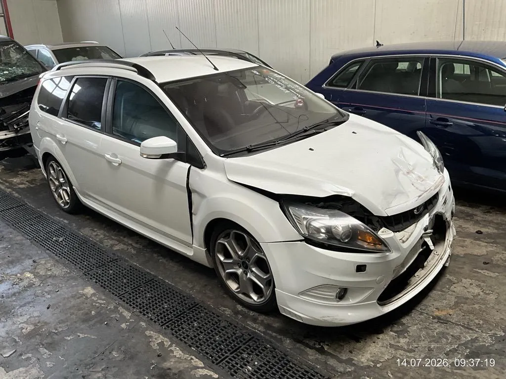 Ford Focus 2.0i Titanium, 145 PS — zdjęcie 2