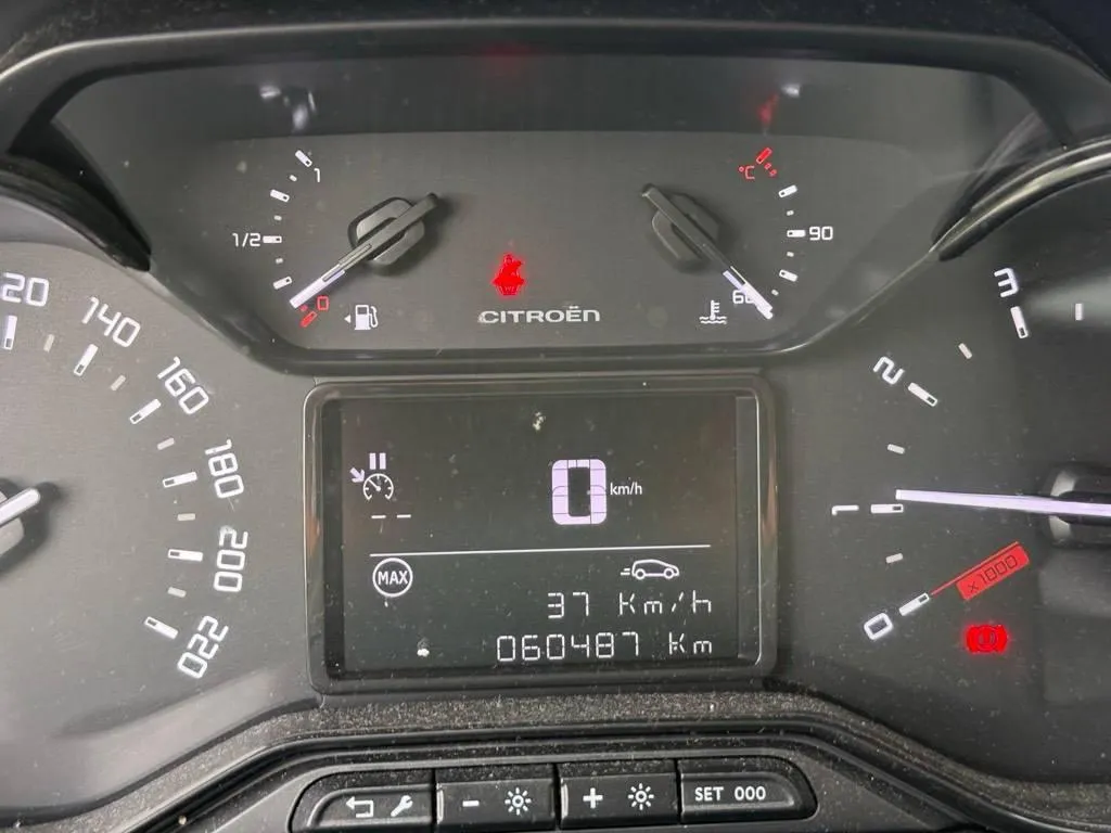 Citroën C3 1.2 PT Feel Pack, 82 PS — zdjęcie 8