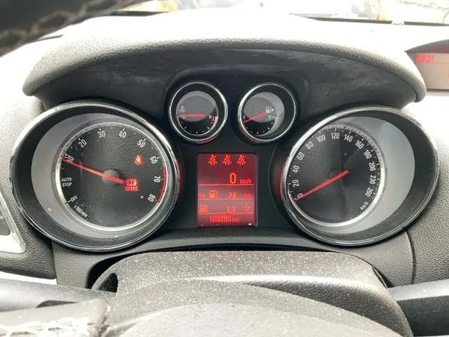 Opel Mokka 1.4 16V Turbo Enjoy 4WD, 140 PS — zdjęcie 5