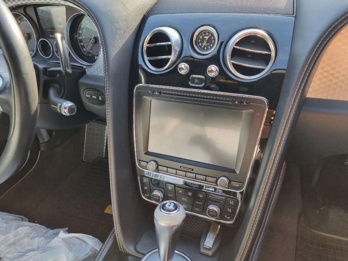 Bentley Continental GT 6.0 W12, 575 PS — zdjęcie 10