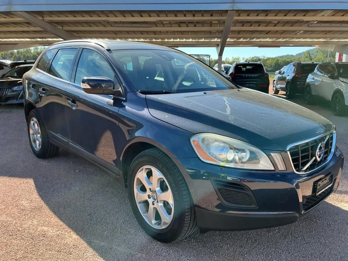 VOLVO XC60 DIESEL Modell 2008- XC60 D5 AWD Momentum, 215 PS — zdjęcie 4