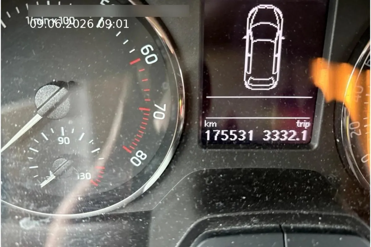 Skoda Rapid Ambition 1.4 TSI, 122 PS — zdjęcie 8