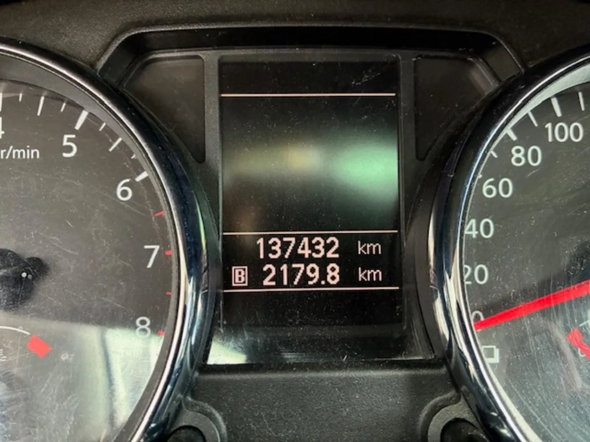 NISSAN Qashqai +2 2.0 i-Way, 141 PS — zdjęcie 6