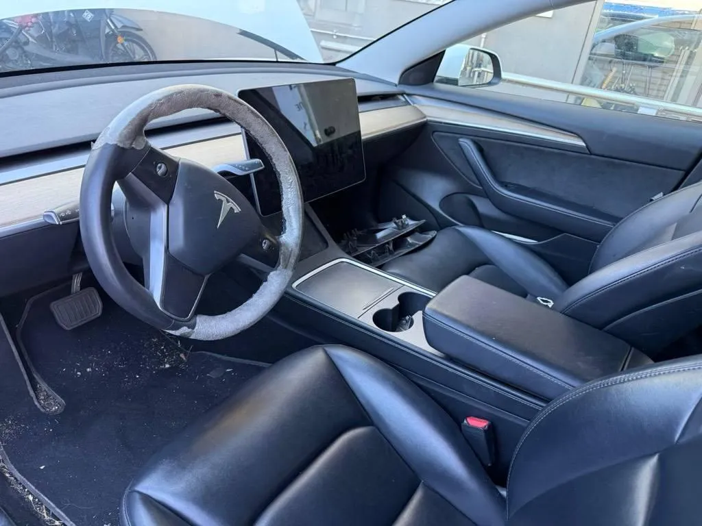 TESLA MODEL 3 Long R. AWD, 498 PS — zdjęcie 6