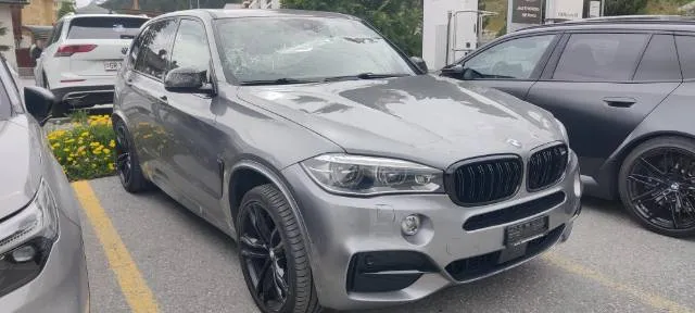 BMW X5 M50d Steptronic 3.0, 381 PS — zdjęcie 1
