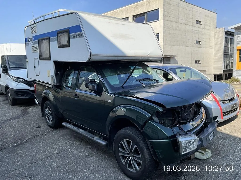 Nissan Navara King Cab SE 2.5 dCi 4WD, 171 PS — zdjęcie 2