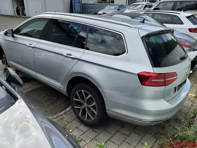 VW Passat Variant 2.0 TDI 150 Highline 2.0, 150 PS — zdjęcie 4