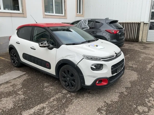 Citroën C3 1.2 PureTech Shine 1.2, 110 PS