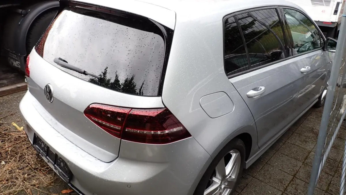 VW Golf VII 2.0 TSI R DSG 4motion, 300 PS — zdjęcie 2
