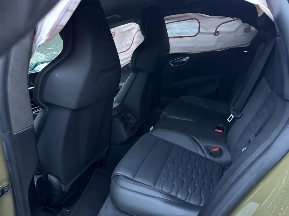AUDI E-tron GT, 599 PS — zdjęcie 8