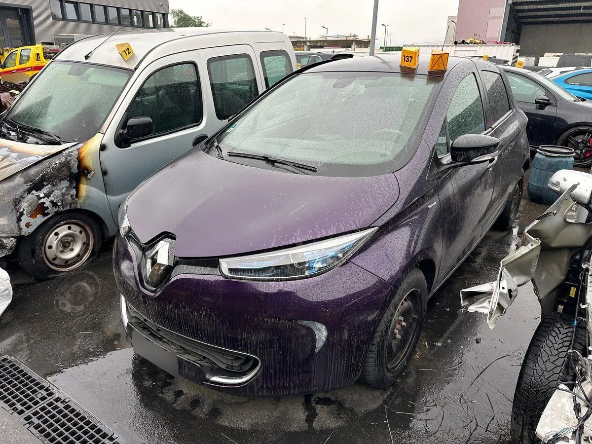 Renault Zoe Limited, 109 PS — zdjęcie 4