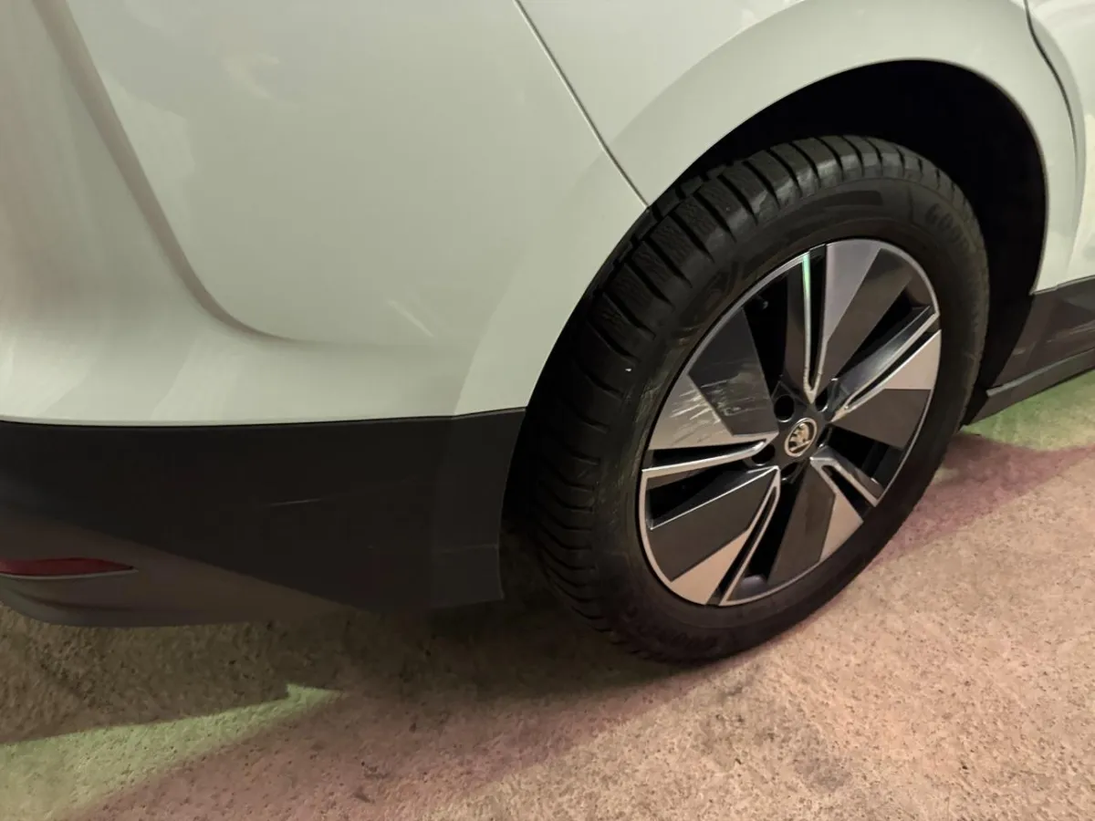 Skoda Enyaq - 5A Enyaq iV Version 80, 204 PS — zdjęcie 15
