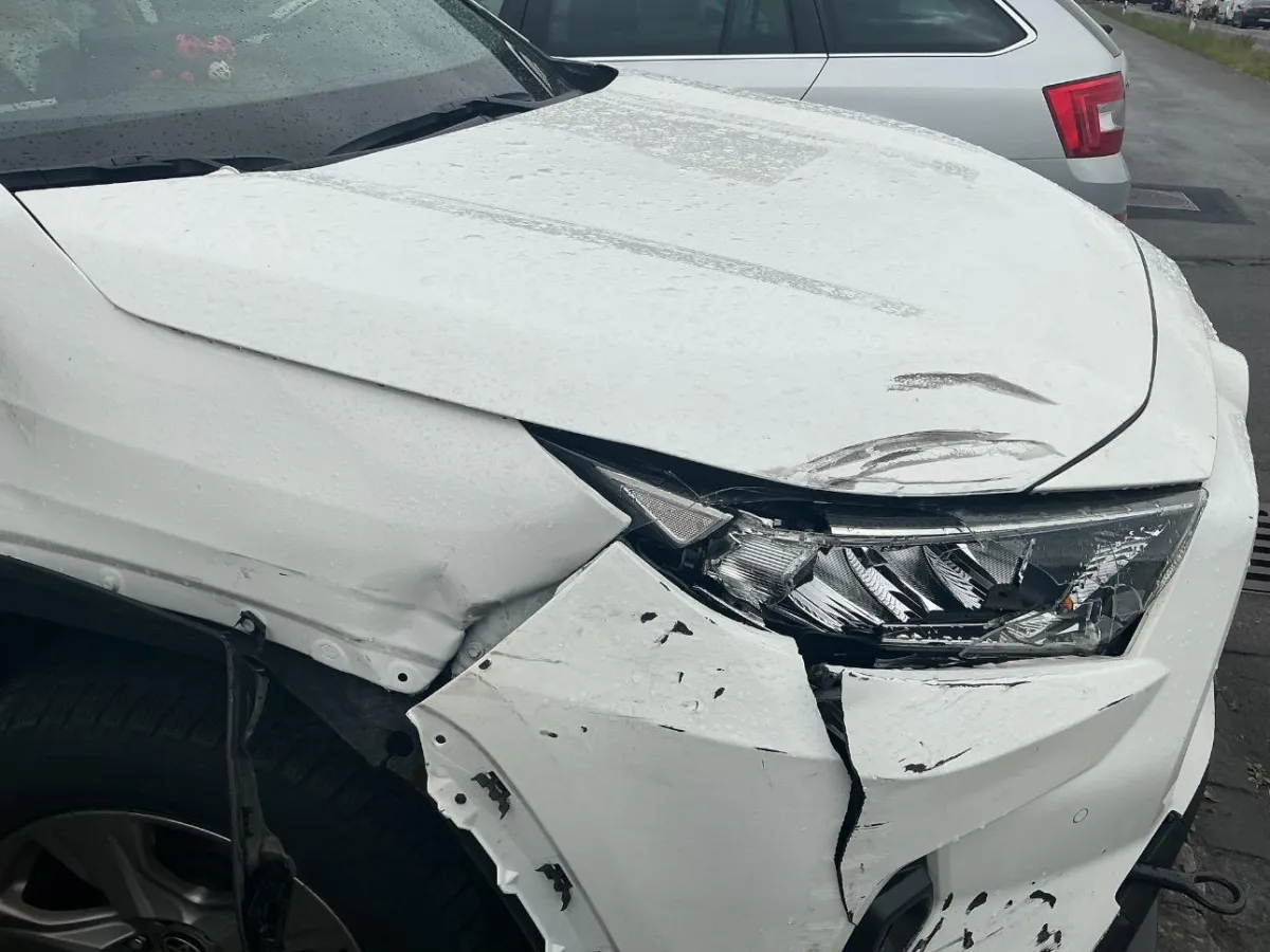 Toyota RAV4 RAV4 2.5 HSD Comfort 2.5, 177 PS — zdjęcie 9