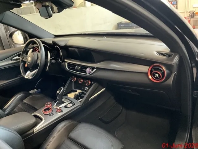 Alfa Romeo Stelvio 2.2 Veloce, 209 PS — zdjęcie 8