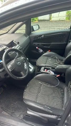Opel Zafira B 1.9 CDTI Cosmo Automatic 1.9, 120 PS — zdjęcie 8