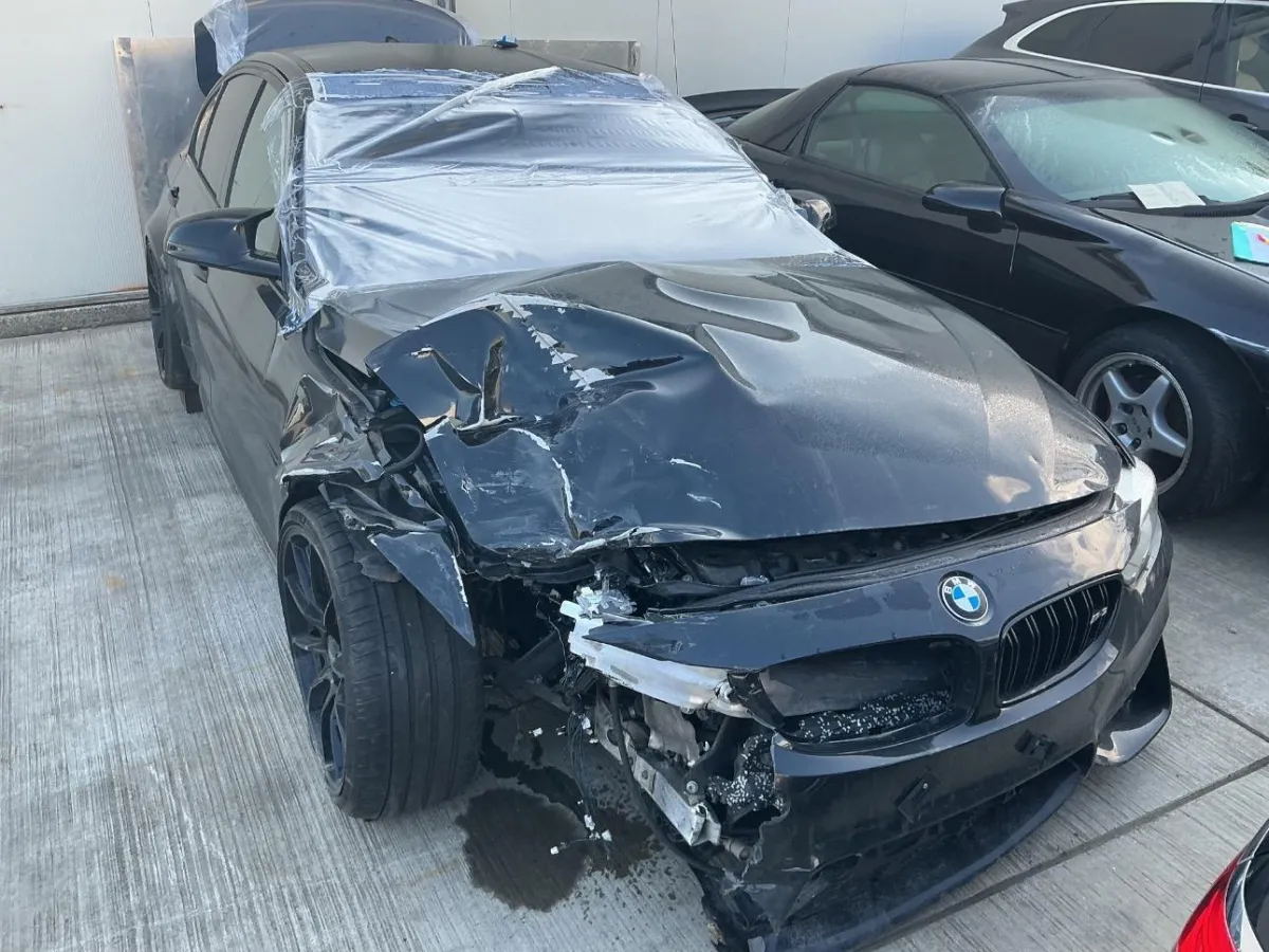 BMW M3 Limousine M3 3.0, 430 PS — zdjęcie 4