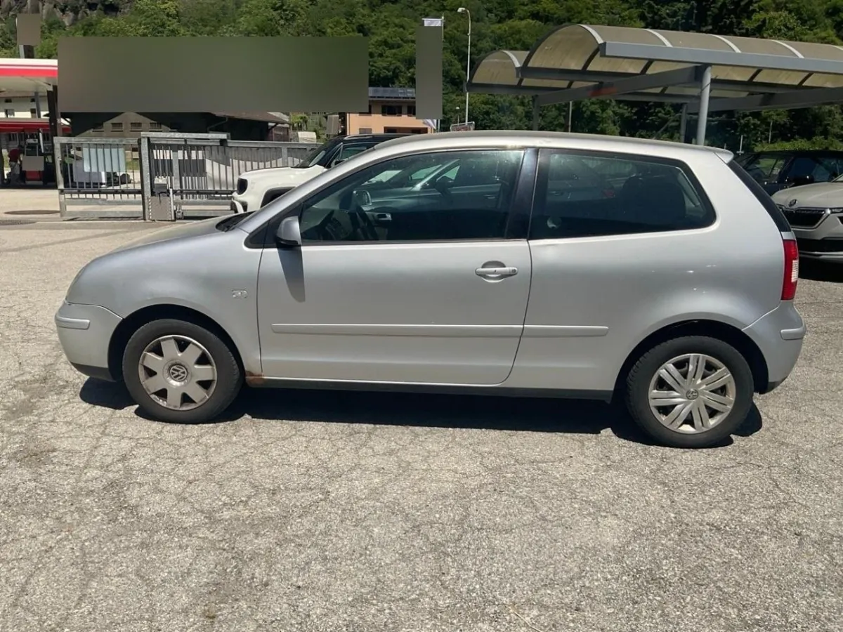 VW Polo - Typ 9N1/9N2 ab 11.2001 Polo 1.0 1.0, 75 PS — zdjęcie 1