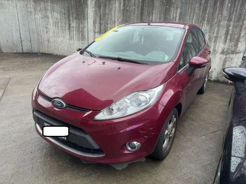 Ford Fiesta 1.4 16V Titanium, 97 PS — zdjęcie 2