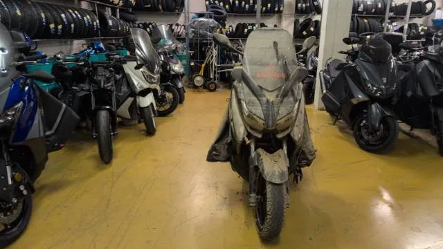 Yamaha X-Max 250 ABS Iron Max, 20 PS — zdjęcie 6