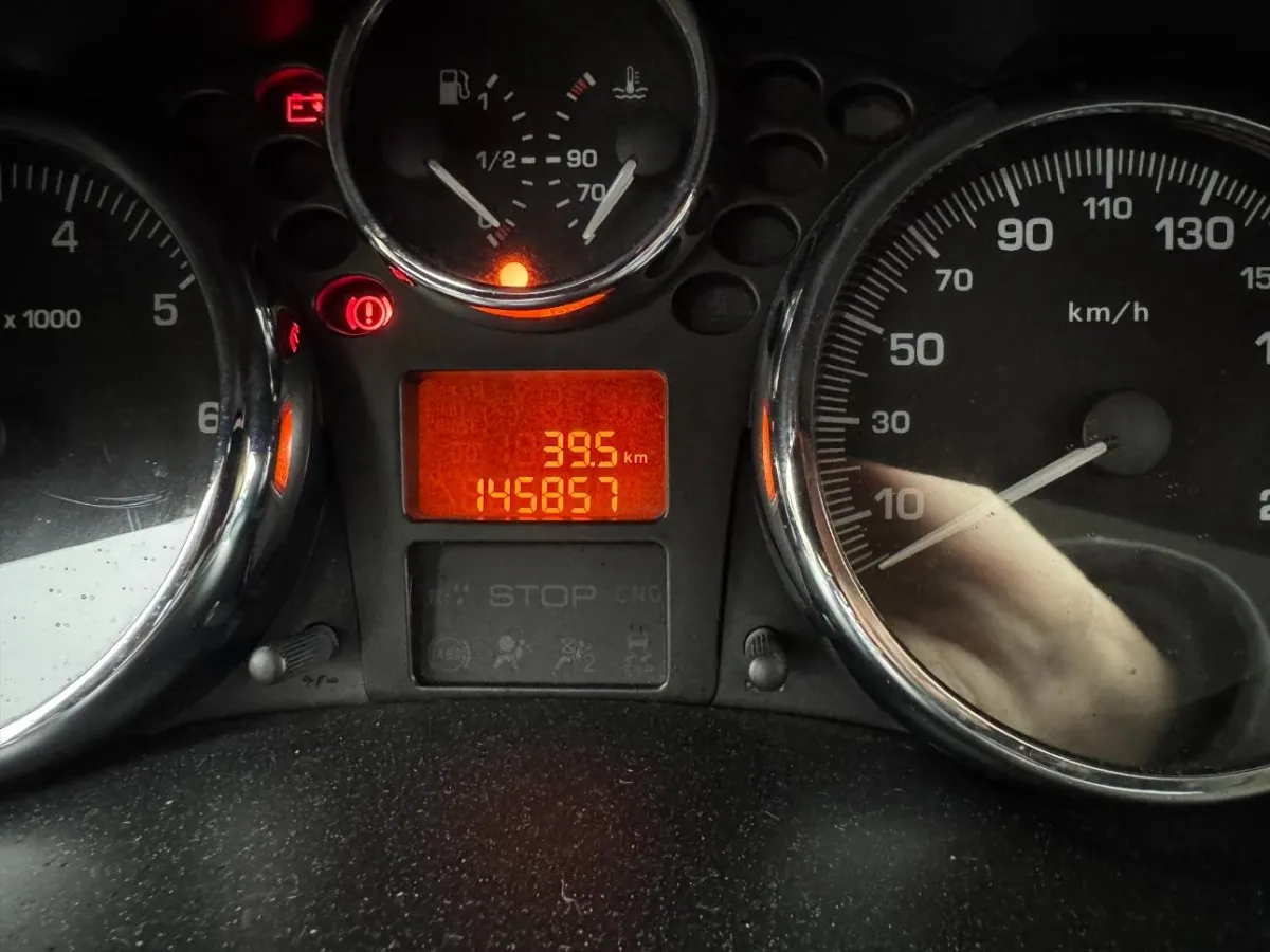 Peugeot 206+ 1.4i, 75 PS — zdjęcie 8