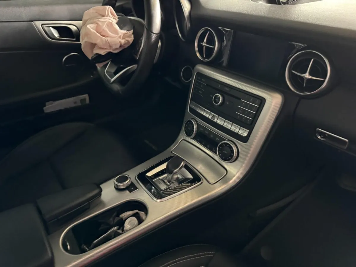 Mercedes-Benz SLC 200 , 184 PS — zdjęcie 7