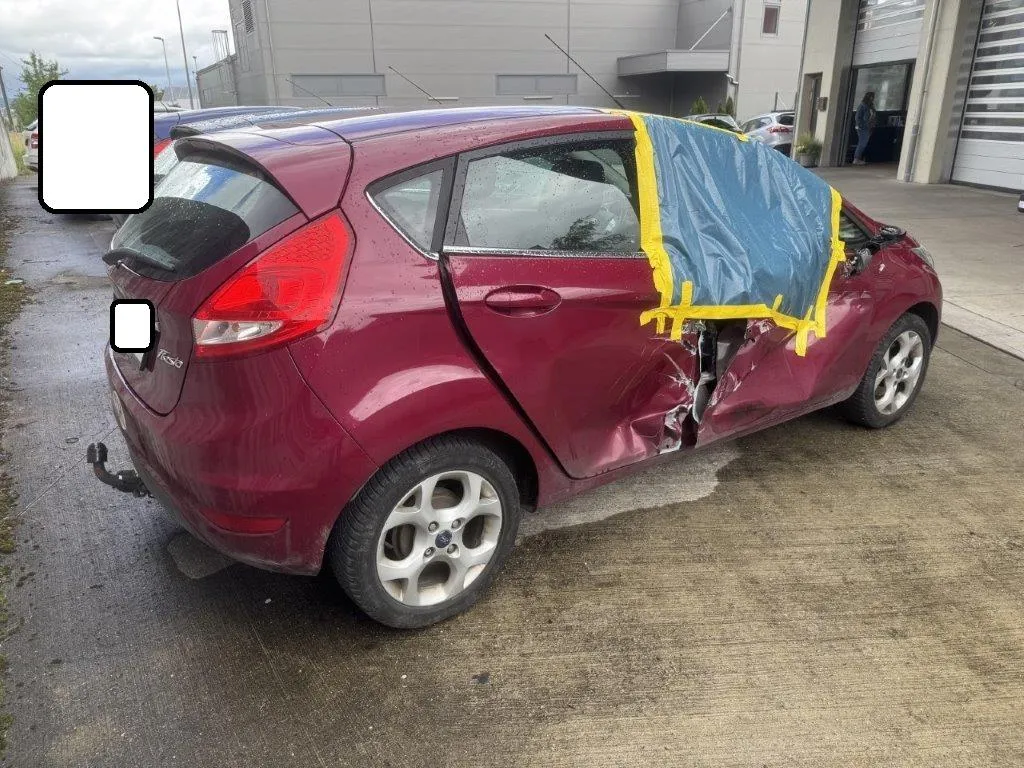 Ford Fiesta 1.4 16V Titanium, 97 PS — zdjęcie 4