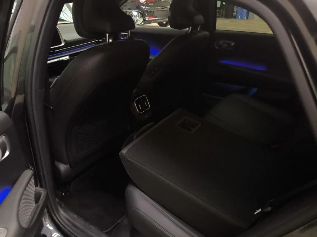 Hyundai Ioniq 6 77,4 kWh Launch Edition 4WD, 325 PS — zdjęcie 10