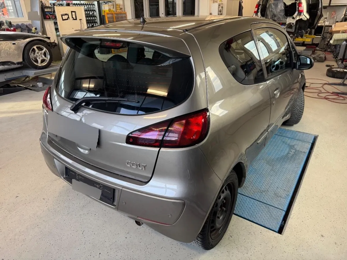 Mitsubishi Colt Hatchback - (Z30) ab 04.2004 Colt Sport 1.3, 95 PS — zdjęcie 4