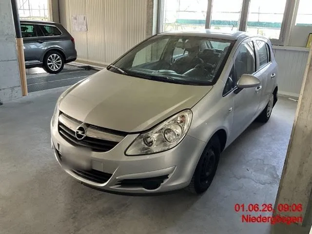 Opel Corsa D 1.4 TP Enjoy 1.4, 90 PS — zdjęcie 4