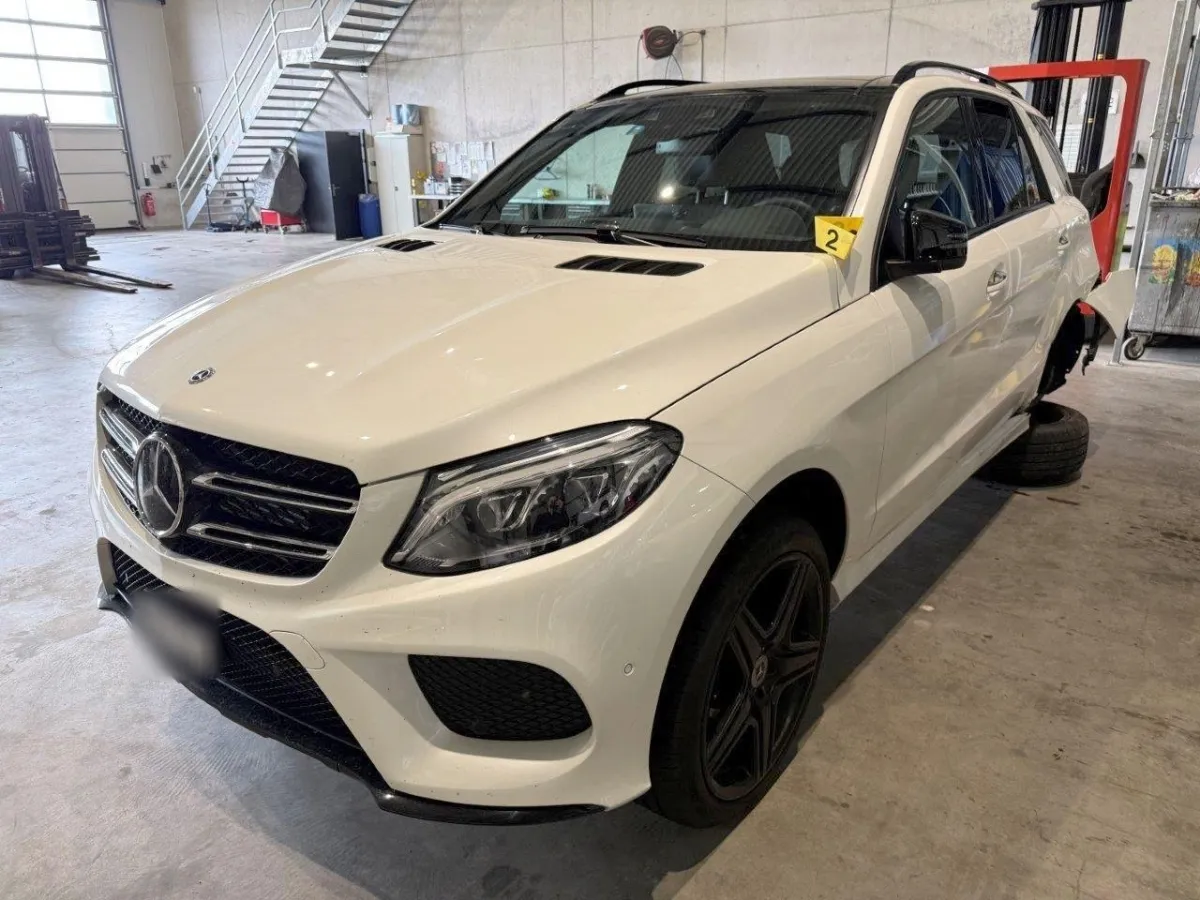Mercedes-Benz GLE 350d AMG-Line 4-Matic 9G-Tronic 3.0, 258 PS — zdjęcie 4