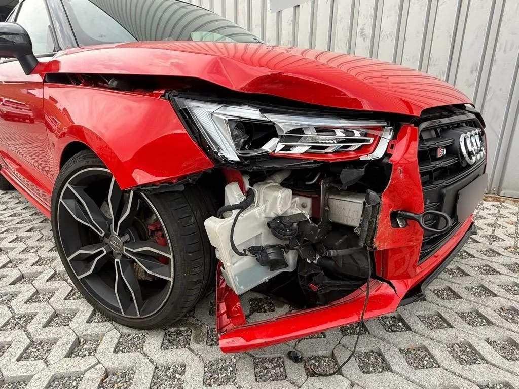 AUDI A1 S1 2.0 TFSI quattro, 230 PS — zdjęcie 13