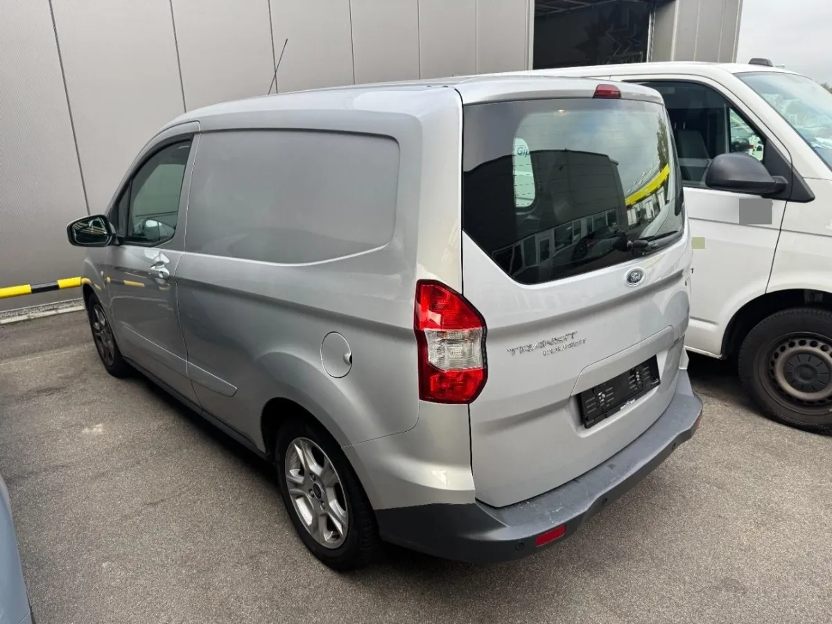 FORD Transit Courier 1.0 Amb., 100 PS — zdjęcie 3