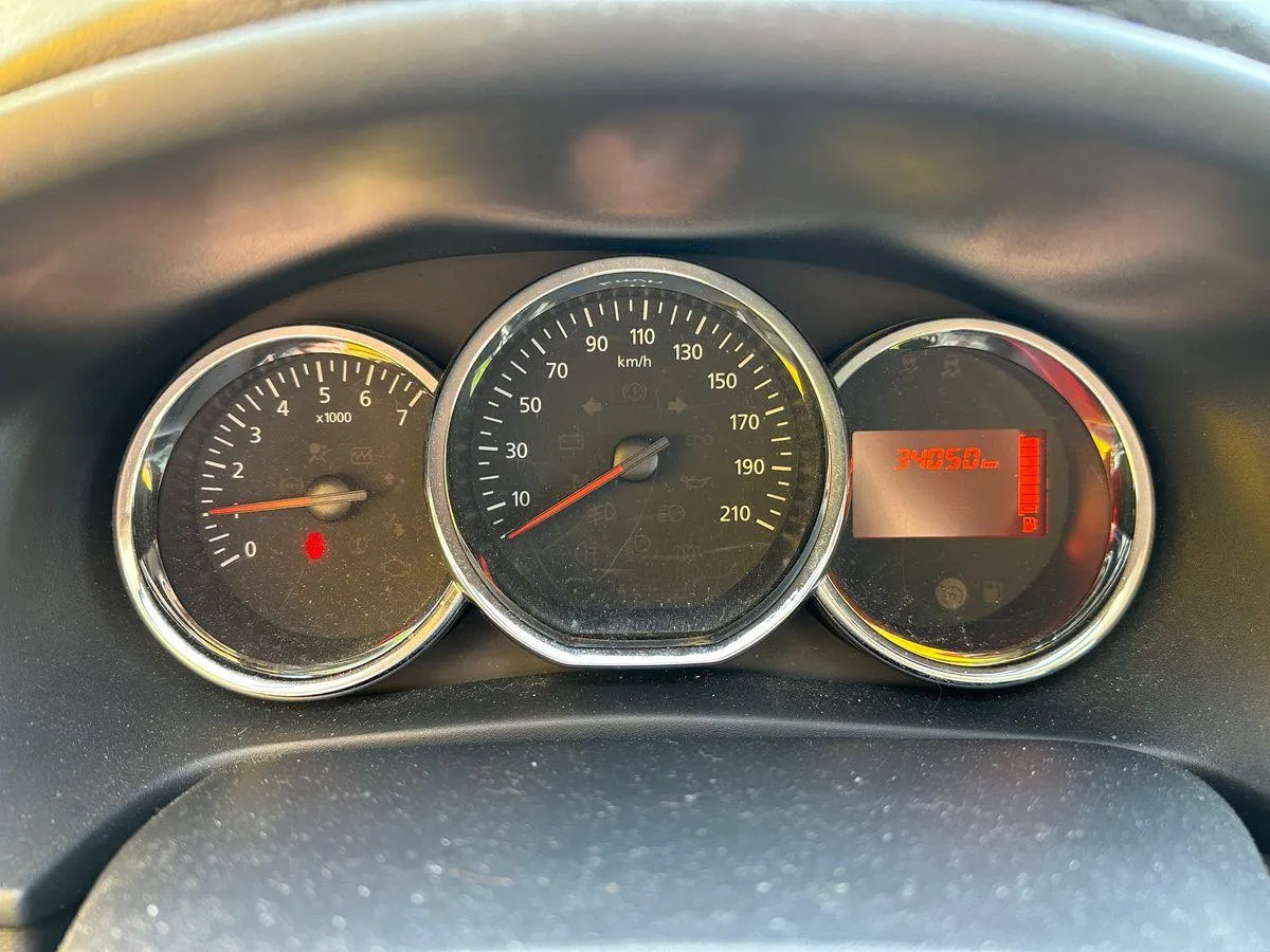 Dacia Sandero Essentiel, 73 PS — zdjęcie 7