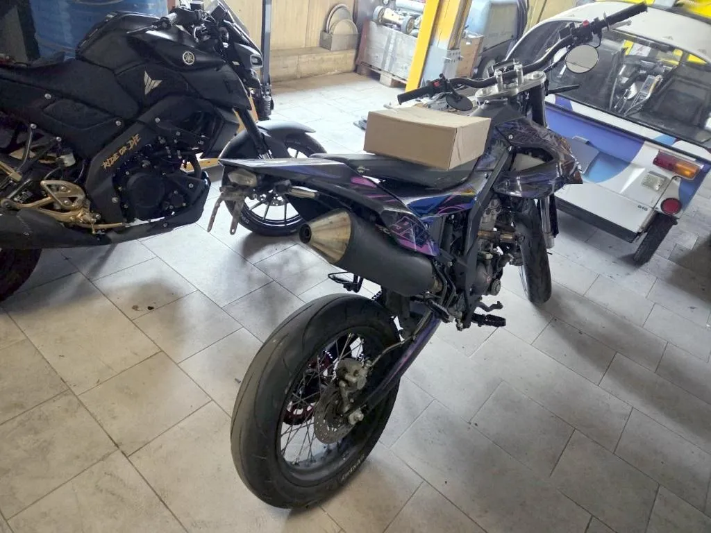 Aprilia SX 125 0.1, 15 PS — zdjęcie 2