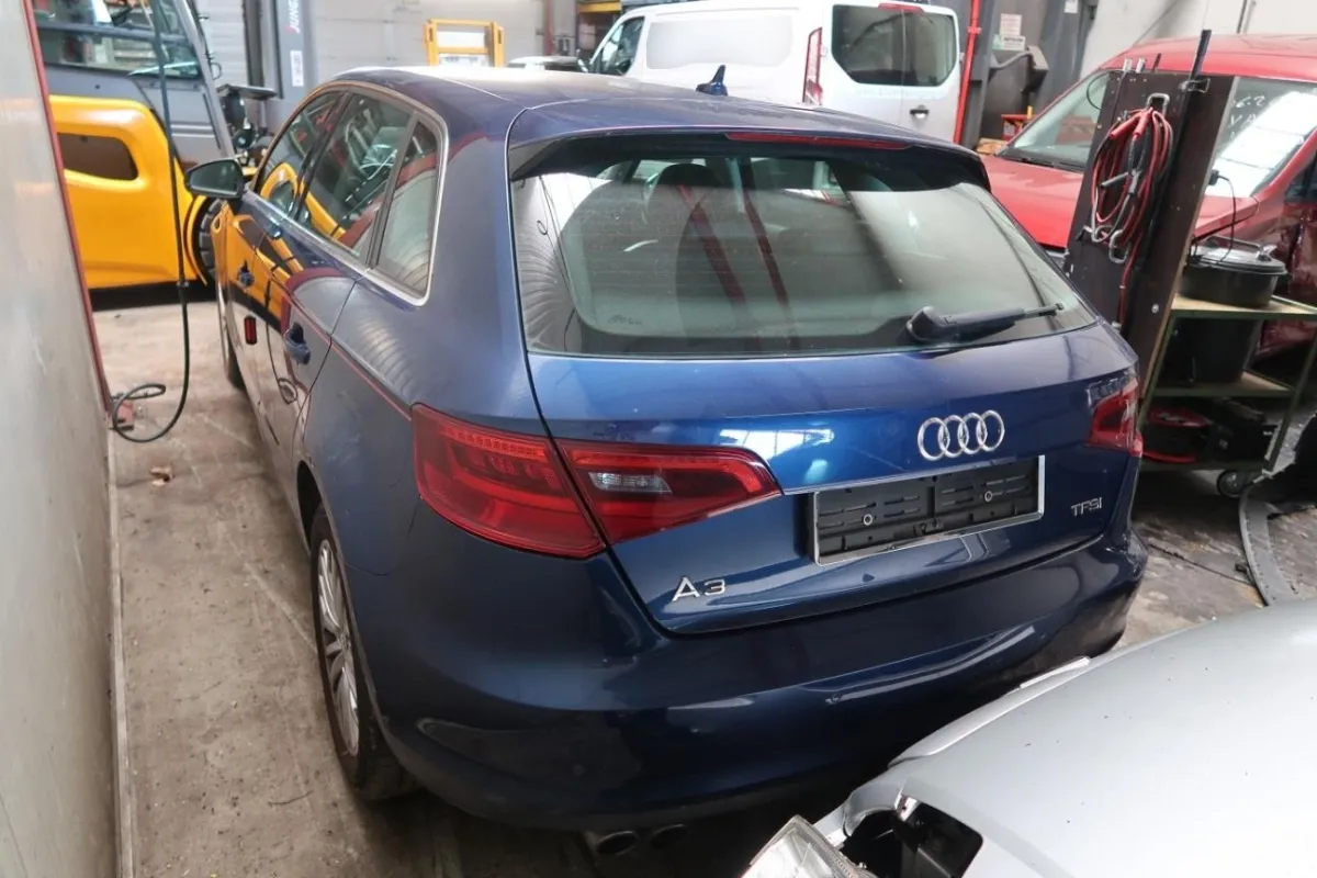 AUDI A3 SPORTBACK A3 1.4 TFSI Ambiente, 140 PS