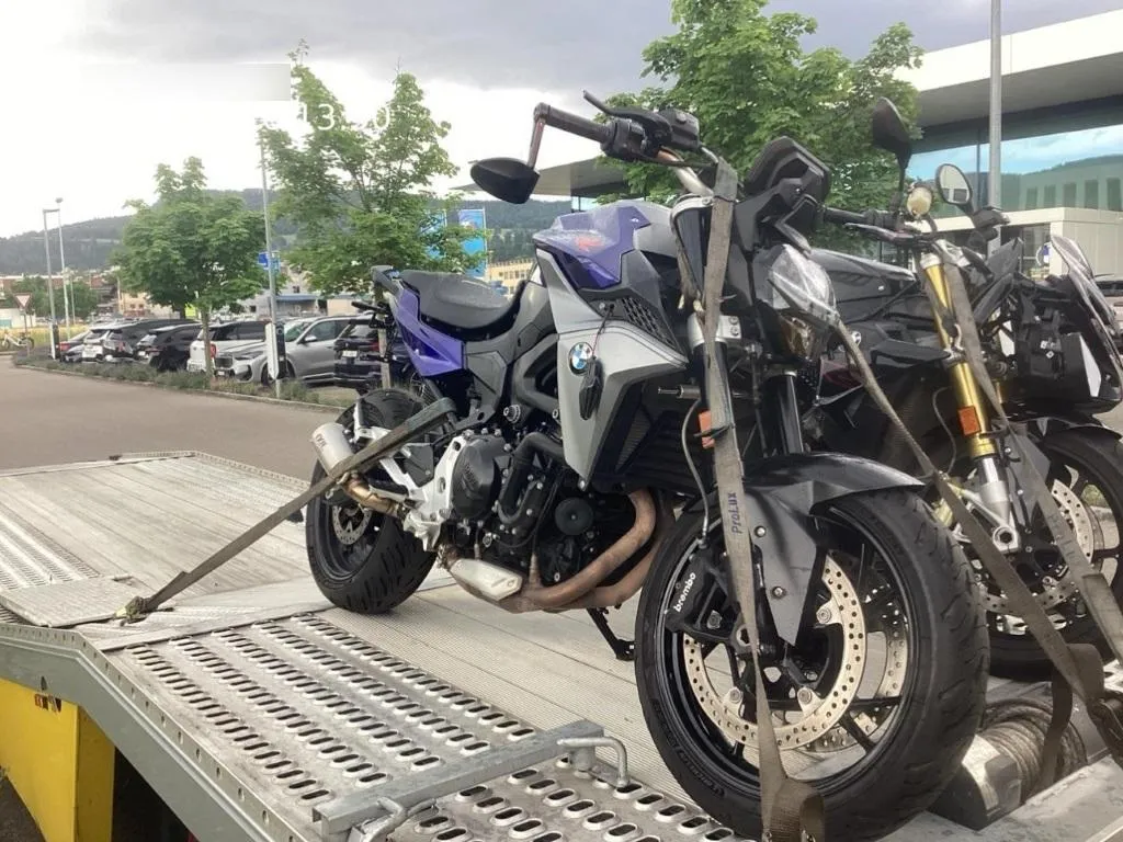 BMW F 900 R A2 0.9, 48 PS — zdjęcie 3