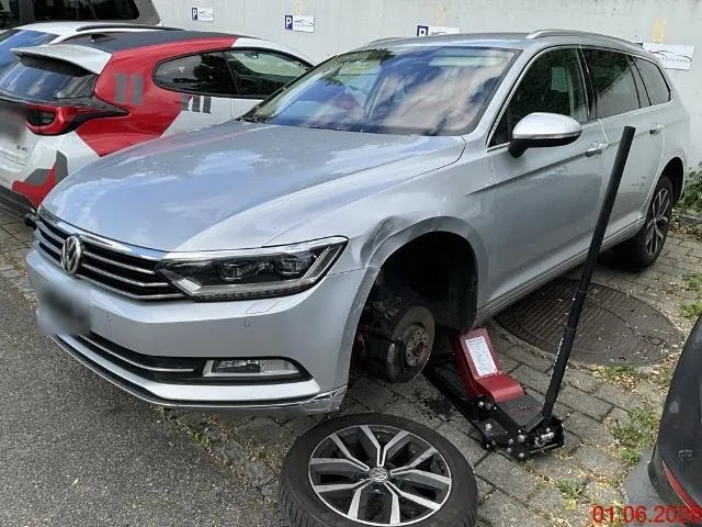 VW Passat Variant 2.0 TDI 150 Highline 2.0, 150 PS