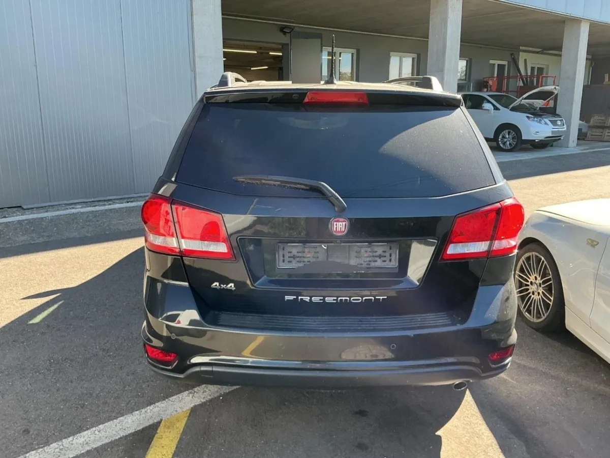 FIAT FREEMONT 2.0 AWD, 170 PS — zdjęcie 3