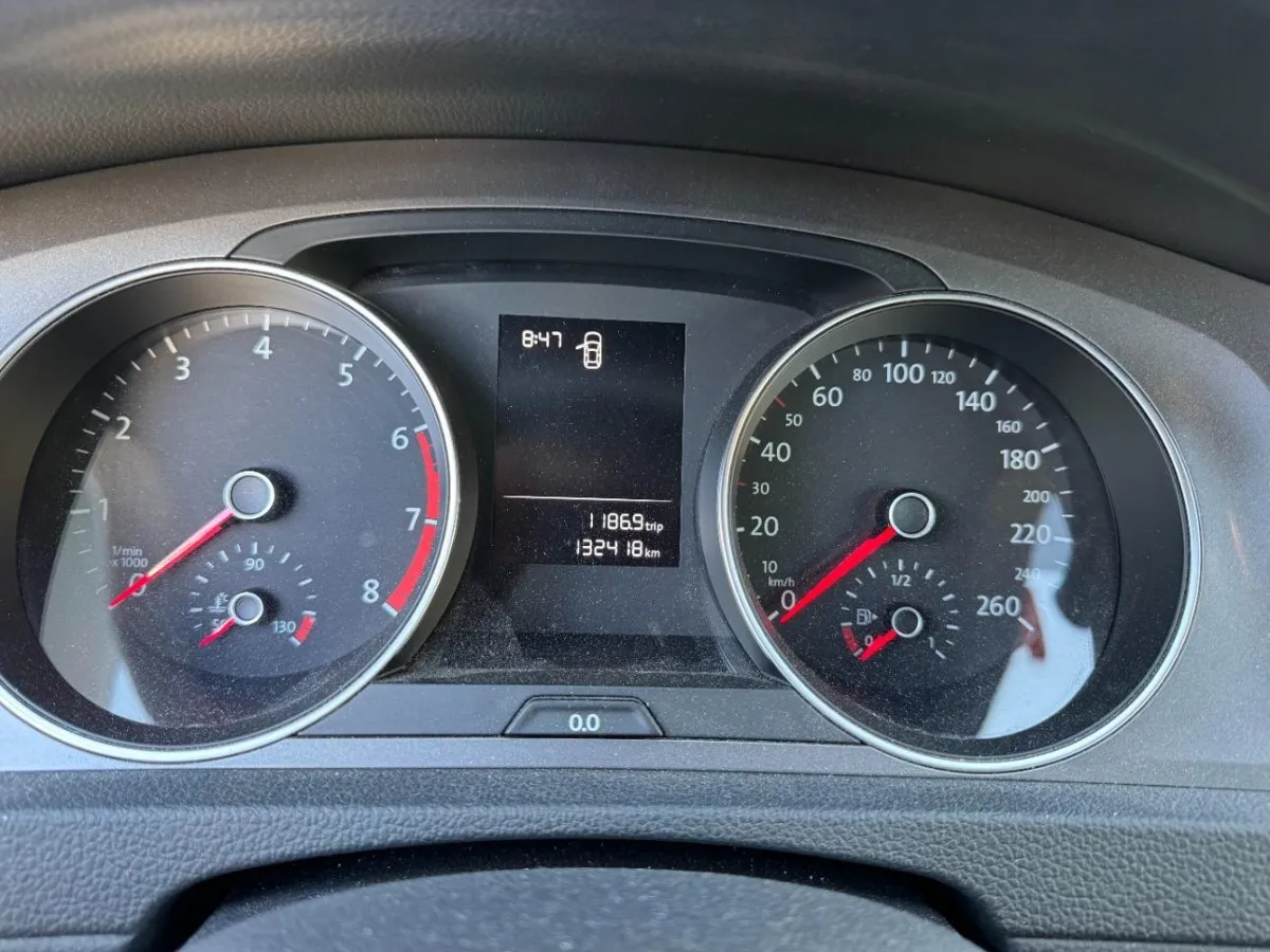 VW Golf - Typ 5G1 ab 08.2012 bis 08.2014 Golf Trendline 1.2, 105 PS — zdjęcie 9