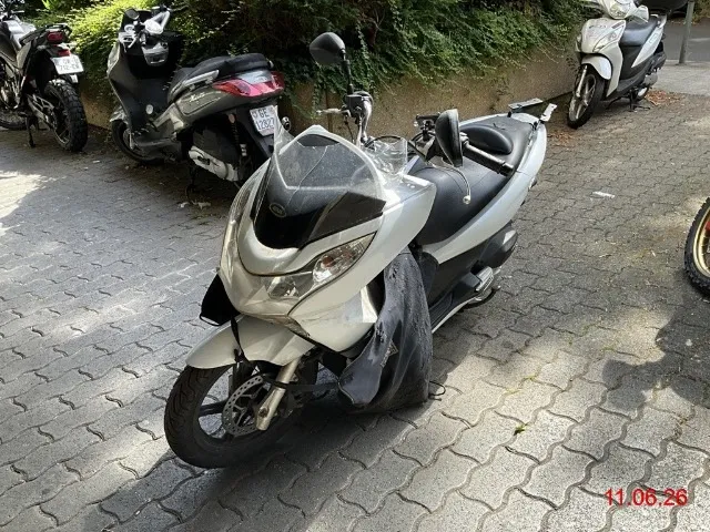 Honda PCX 125, 11 PS — zdjęcie 1