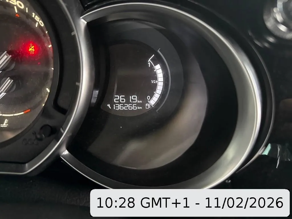 CITROEN DS3 1.2 PTech SO Irresist, 110 PS — zdjęcie 9