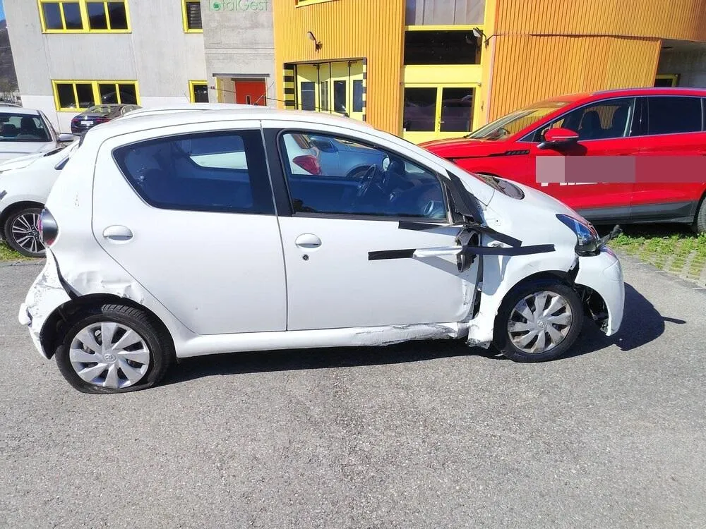 Toyota Aygo 1.0, 68 PS — zdjęcie 4