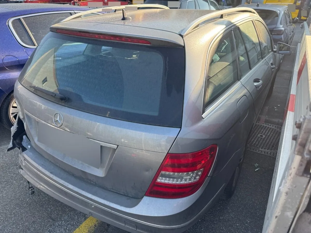 Mercedes-Benz C 220 CDI BlueEFFICIENCY , 170 PS — zdjęcie 4